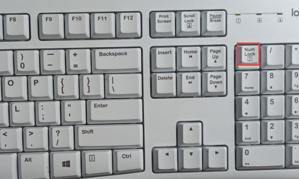 电脑键盘没有反应了按哪个键解决