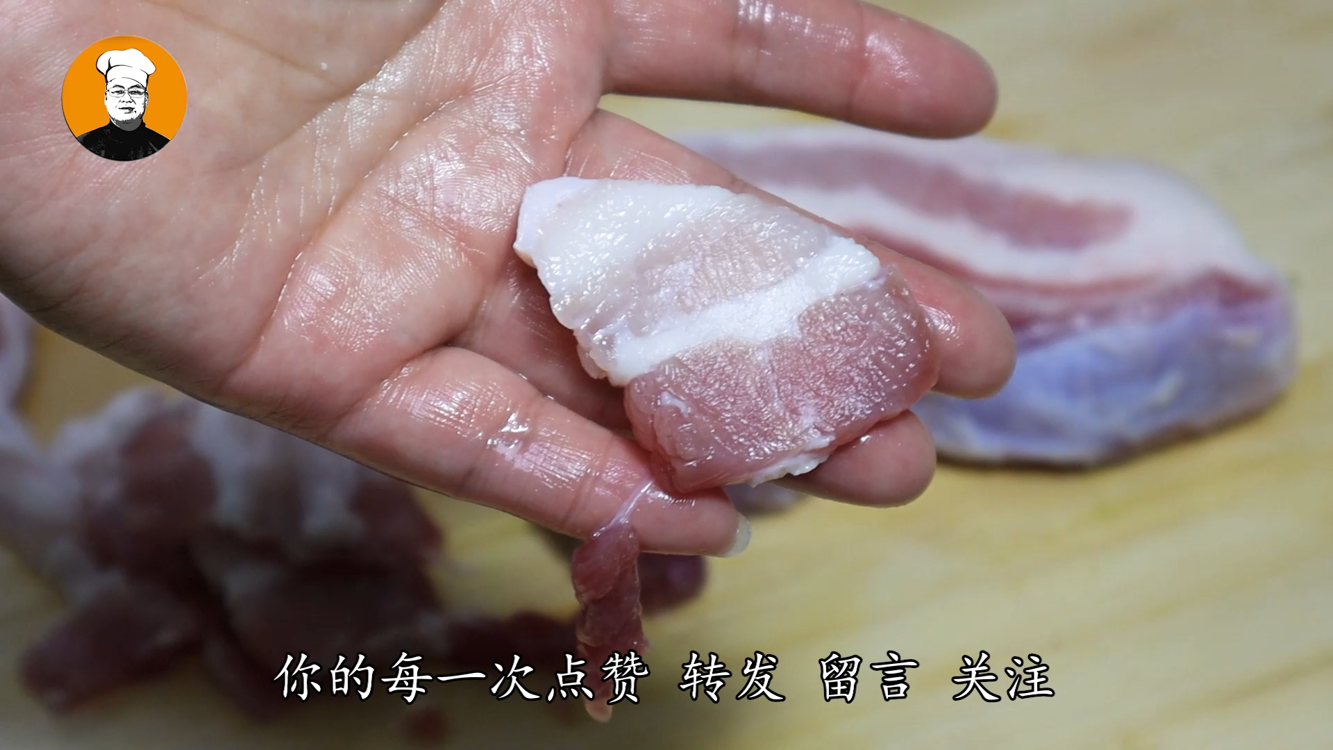 解冻肉不要直接用水泡，记住这个诀窍，5分钟解冻好和新鲜的一样