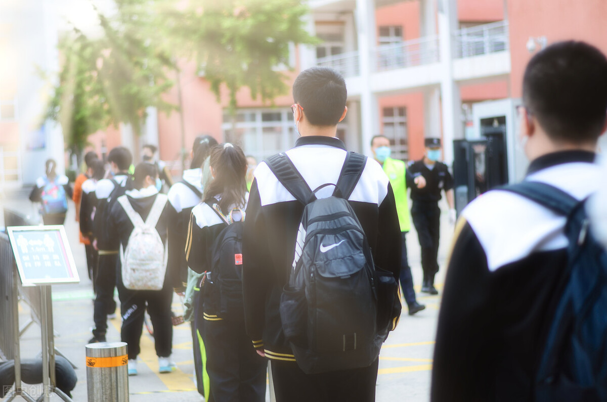 深圳高中梯队最新排行一览，2021年十大或有新格局？