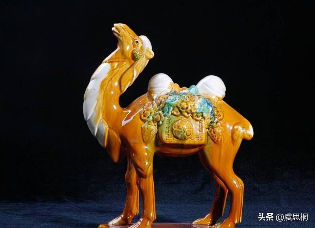 唐三彩：中国古代陶瓷艺术的珍品