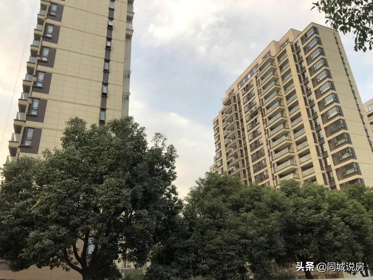 上海浦东房价太吓人，浦东热门小区房价公布了，你能买得起哪一个